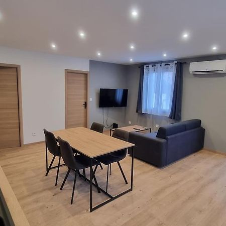 Superbe Appartement T2 Climatise, Idealement Situe Ugine Exterior photo
